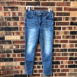 American Eagle High Waisted Super Stretch Jeans